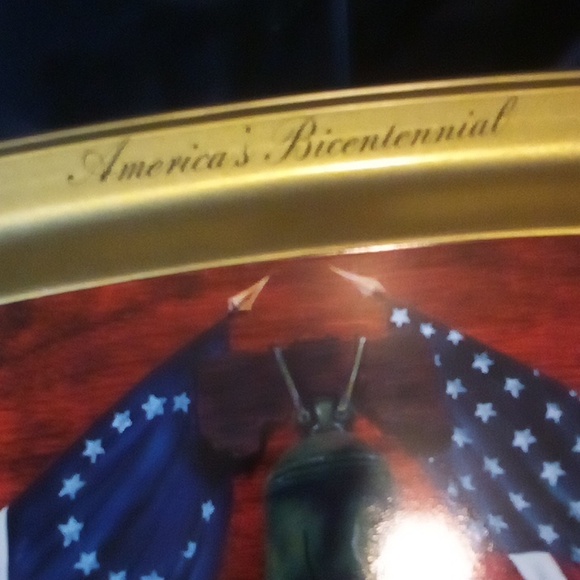 Bicentennial tin tray & milk glass mug EUC 1776 - 1976 USA - Picture 6 of 8